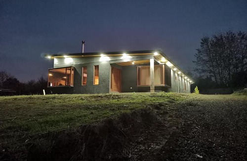 Yungay House | Los Acacios