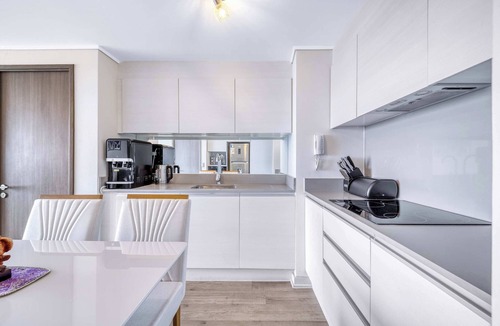 Renaca Apartment | Los Mirlos Stay- 2B w/Wifi