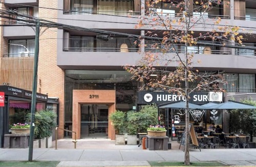 El Golf Apartment | Lovely STUDIO. Walking distance to MUT, Costanera Center and El Golf.