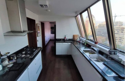 El Golf House | Lux 3Bedroom Gem, heart of Sanhattan by W & RITZ