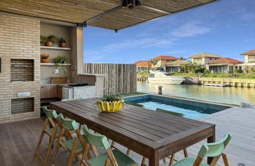 Buzios House | Luxo - Churrasqueira - Piscina privativa - 2 Suites - 2 Qt