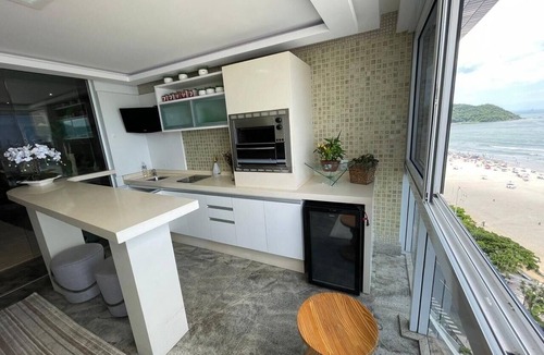 Centro Apartment | Luxury apartment in the center of Balneário Camboriú.