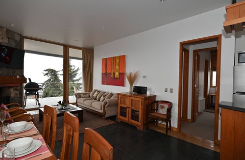 Farellones Ski Chalet | Luxury chalet with best skiing in the South American Andes