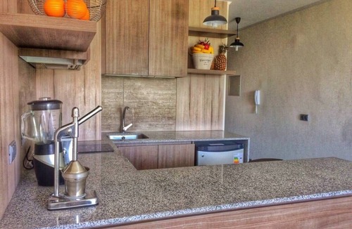 Apoquindo Apartment | Majestic Studio - w/Mountain View, Wifi, SmartTv