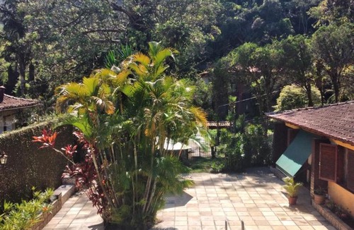 Petropolis House | Mansão Bardo