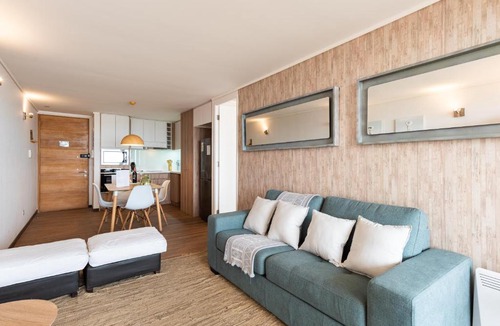 Concon Apartment | Marina del Rey