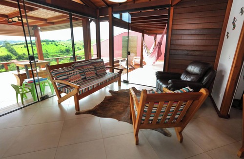Paraibuna Cottage | Mirantes Paraibuna: Casa Rosada - Refuge overlooking the river Jacuzzi 1:40 AM SP