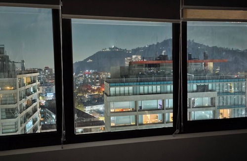 Providencia House | Modern 3-Bedroom in Providencia, Steps to Metro, Costanera Center & Dining
