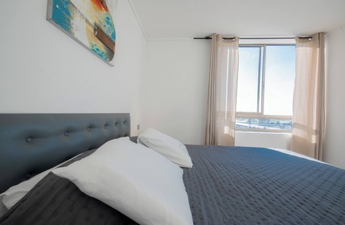 San Joaquin Apartment | Modern and bright family apartment (close to Carlos Valdovinos subway station).