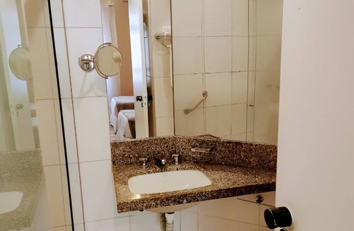 Mucuripe Hotel | Modern Room w/Fitness Center Perfect for Relaxing Seaside Getaways in Fortaleza