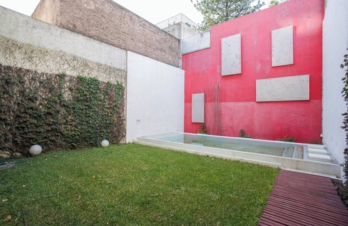 Palermo Apartment | Modern Studio Apartment in Palermo with Private Balcony