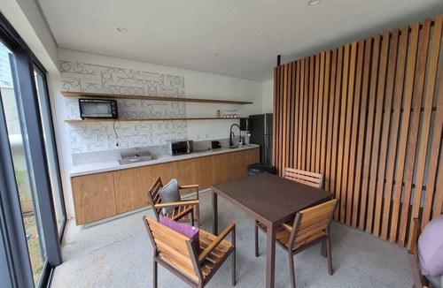 Sumare Apartment | Modern studio apartment in Vila Madalena/Sumaré, 5 minutes from the metro.