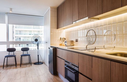 Nunoa Apartment | Modern Studio in Nunoa | Stylish Urban Retreat