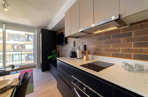 Santiago Apartment | Modern Studio Pool, Gym, Balcony & City Views!