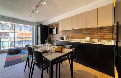 Santiago Apartment | Modern Studio Pool, Gym, Balcony & City Views!