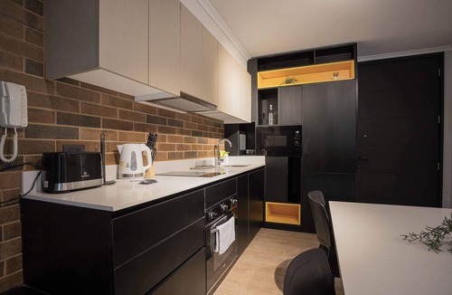 Santiago Apartment | Modern Studio Pool, Gym, Balcony & City Views!