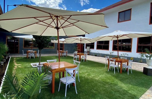 Pinto Apartment | Moderno Apartamento con Piscina y Parking