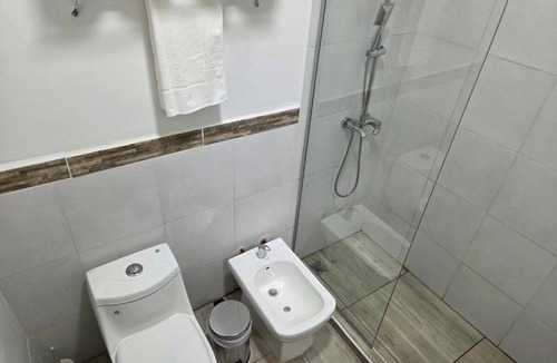 General Roca Apartment | Moderno departamento zona IUPA