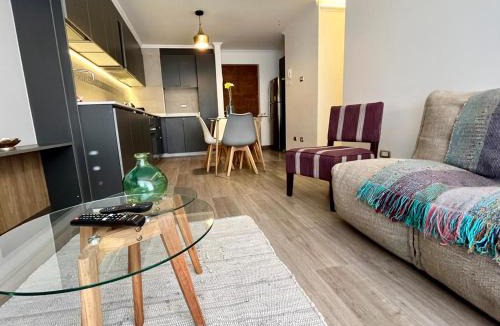 Los Angeles Apartment | Moderno Departamento Equipado Estacionamiento Privado 2D-2B con Excelente ubicación en Los Ángeles