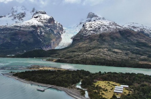 Puerto Natales Hotel | Monte Balmaceda Lodge & Glaciers