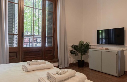 Palermo Apartment | MOT Rentales 4 Bd House in Tiny Passage Palermo Soho