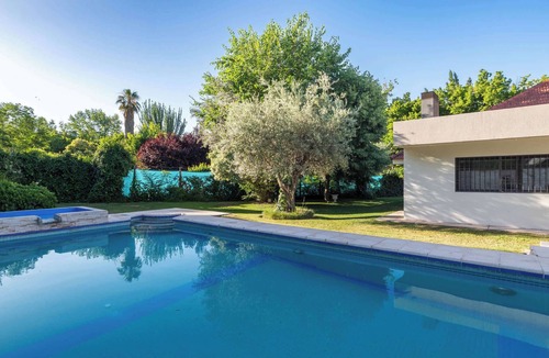 Chacras de Coria Villa | MOT Rentals + Wine Country - Deluxe Villa 9 Bd 27 pax