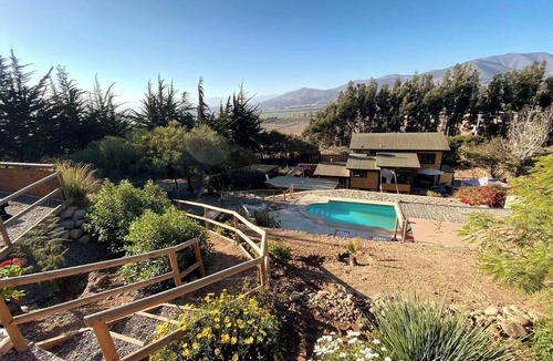 La Serena Cabin | Mountain View Cabin w/Pool & BBQ Near Elqui Valley
