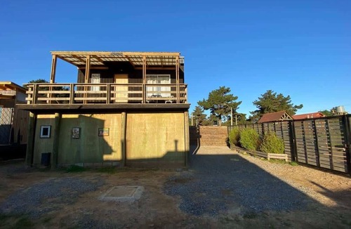 Quintay Cabin | Nature Retreat Cabin: BBQ & Garden Near Quintay