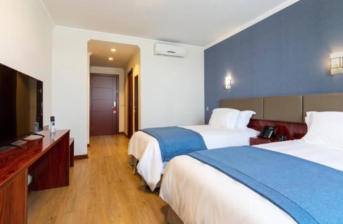 Las Rejas Hotel | Nobile Hotel Estación Central