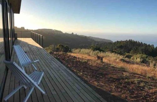 Cobquecura House | Olas de Buchupureo: con vida de campo
