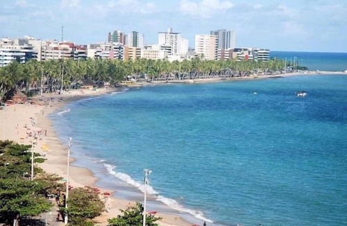 Pajucara Apartment | One-bedroom beachfront apartment in Pajuçara