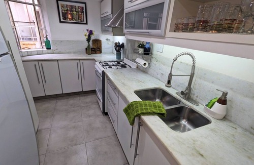 Palermo Condo | Owners Featured on HGTV - Spacious Palermo Soho Loft-Close to All!