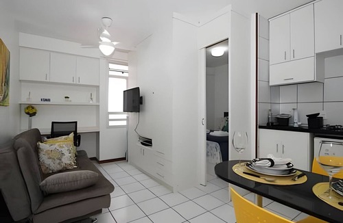 Sudoeste e Octogonal Apartment | OZPED Flats Particulares Mont Serrat