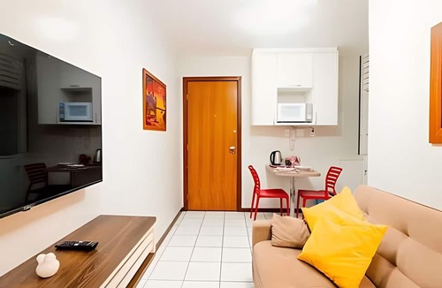 Sudoeste e Octogonal Apartment | OZPED Flats Particulares Mont Serrat