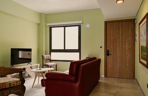 Buenos Aires Central Business District Apartment | Palacete Defensa