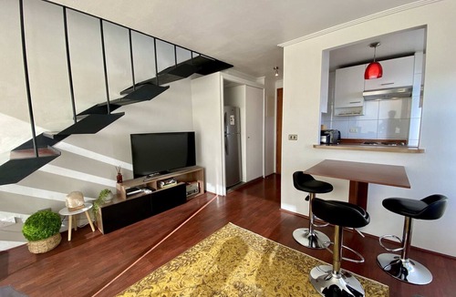 Downtown Santiago Apartment | Panoramic Loft Paris-Londres Area - A/C & Pool