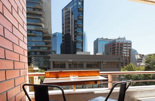 El Golf Apartment | Perfect location in El Golf, close to MUT and Costanera Center.