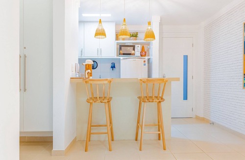 Praia do Forte Apartment | PF69 Excellent bedroom and living room 20m from the beach