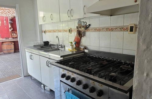 Godoy Cruz House | Premium home with a pool/5 bedrooms/gated community/tourist destination