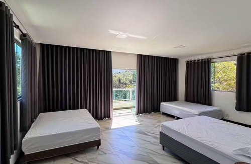 Brumadinho Hotel | Property in Brumadinho with Pool and Nature near Belo Horizonte