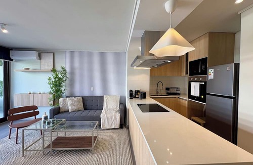Providencia Apartment | Providencia Duplex - A/C, Balcony, Gym & Parking