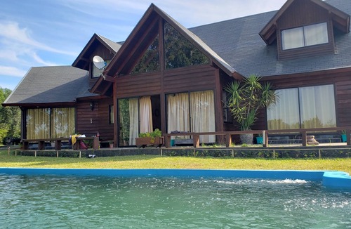 Molco Ski Chalet | Pucon Chile, Los Arrayanes Park & Events Room. Large Chalet for 15 countries