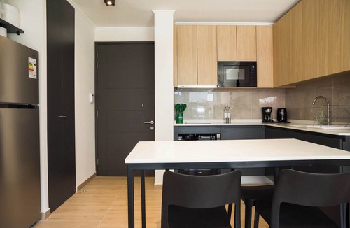 Bellavista Apartment | Quiet Urban Retreat 2BR Apartment in Providencia