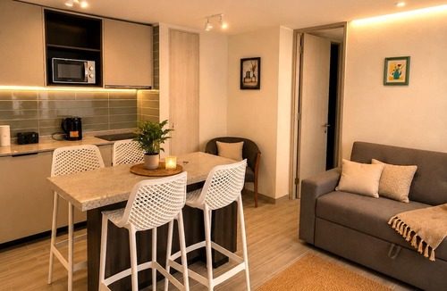 Downtown Santiago Apartment | RBK Nuevo depto 2025 para 4 personas