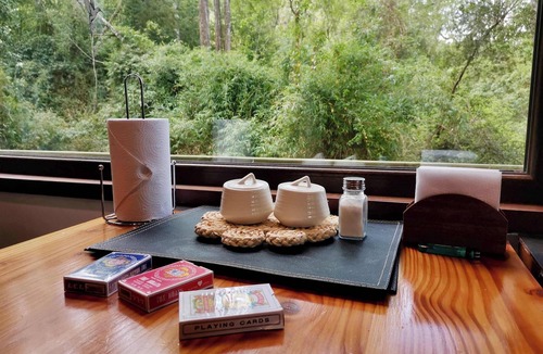 Loncoche Cabin | Riverside Cabin Retreat: Hot Tub, Nature & Peaceful Escape