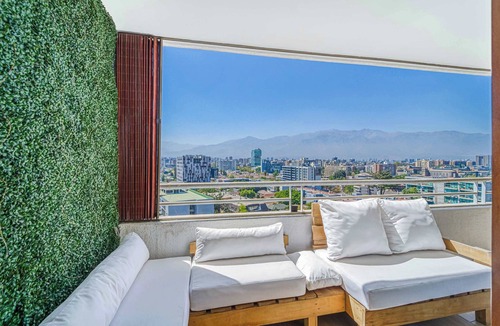 Santiago Apartment | Rose Harmony - AC & Views