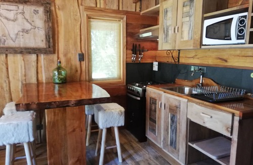 Pucon Cabin | Rustic cabins Pucón Pellín, rustic style, fully equipped.