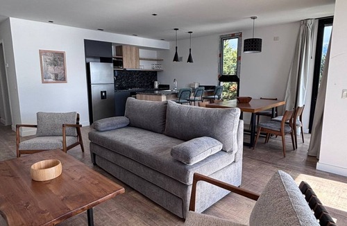 Playa Bonita Apartment | S45 Patagonia: 2-Bedroom Apartment with a View of the Lake