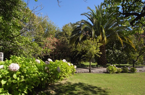 Pirque House | Santiago Wine Country Casita – Steps from Don Melchor Winery