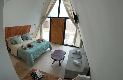 La Consulta Villa | Serene 1-bedroom villa with private open air hottub in charming La Consulta